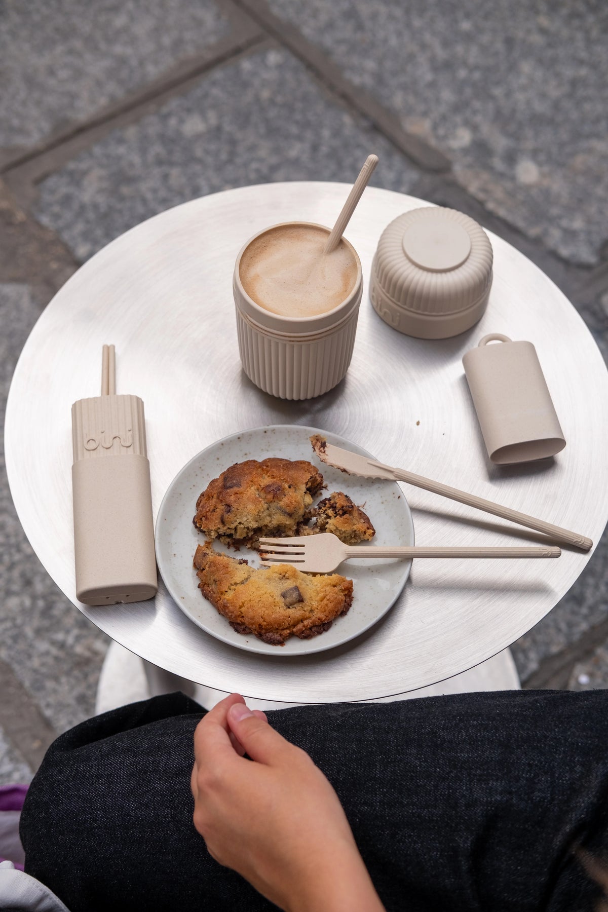 bini kit de couverts reutilisable nomade creme