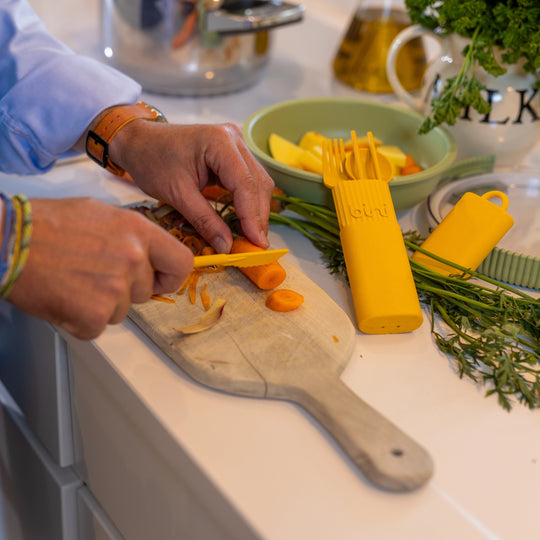 UN COUTEAU BIEN TRANCHANT