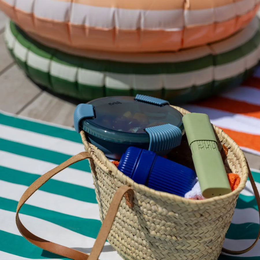 usagebini binibox lunchbox hermetique signature bleu 2  12 11zon